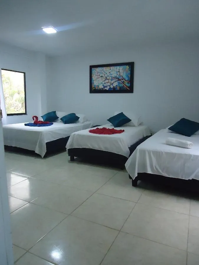 Hostal En La Avenida Malecon Cartagena