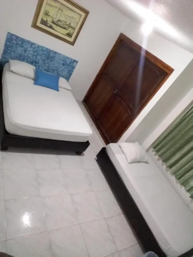 Hostal En La Avenida Malecon Cartagena