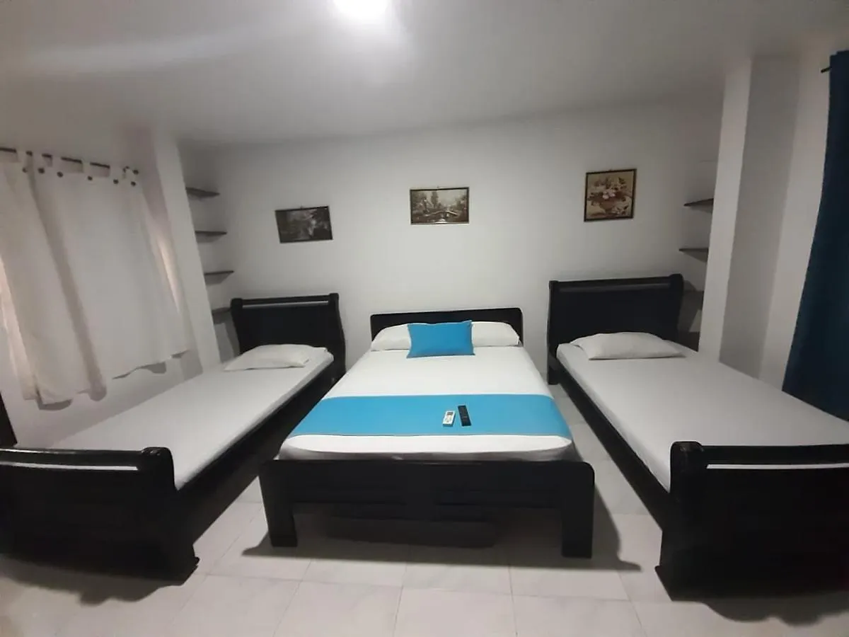 Hostal En La Avenida Malecon Cartagena Colombia
